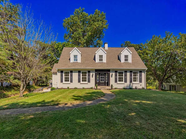124 E Mill Rd, Evansville, IN 47711