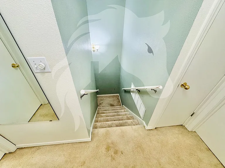 1420 Texas Ave — Photo 3