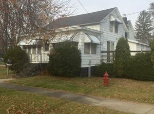 410 Linden, Marinette, WI 54157