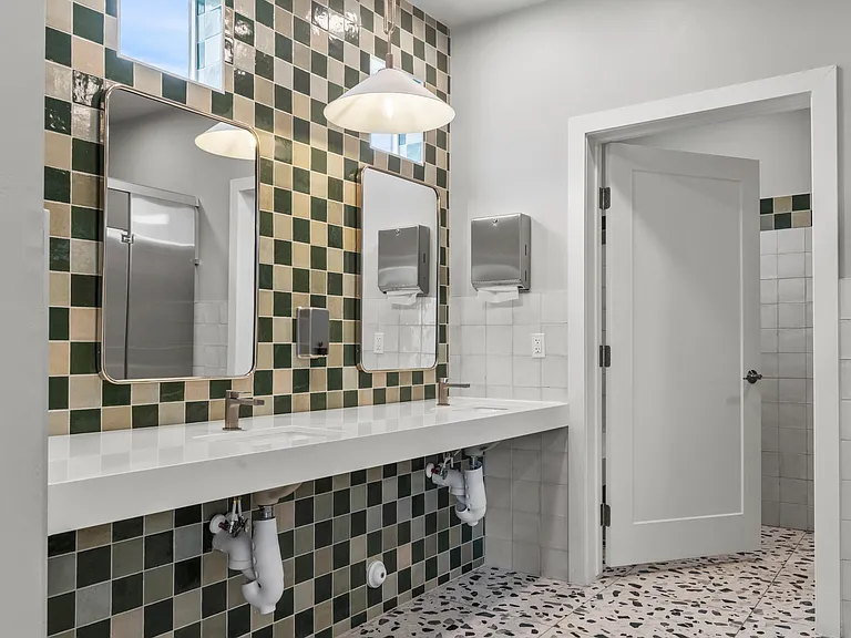 5941 N Cardiff Pass Dr — Photo 21