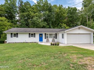 824 Murphy Rd, Sevierville, TN 37862