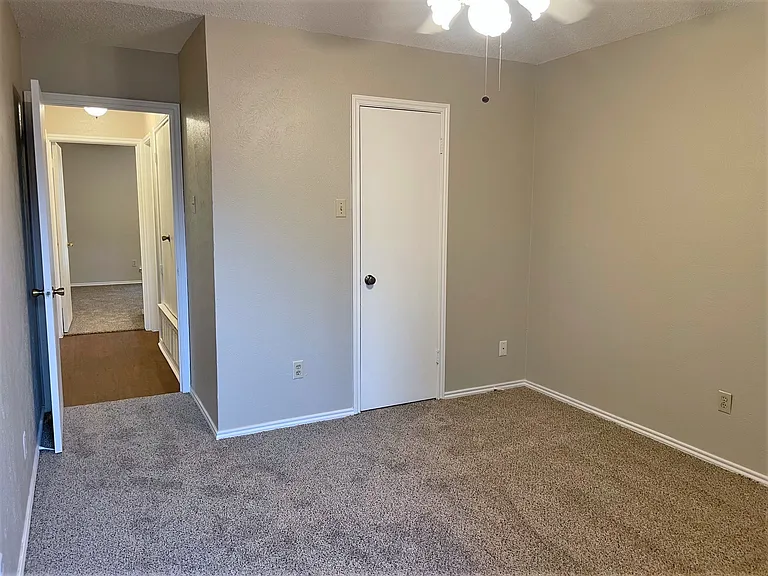 8518 Holly St — Photo 13