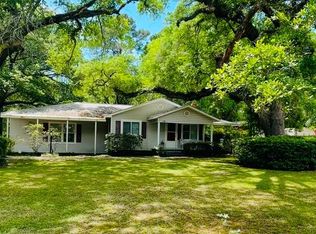 1215 Forest Ave, Saraland, AL 36571