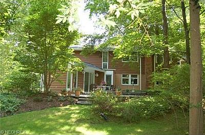 3rd image of 245 Springdale Ln