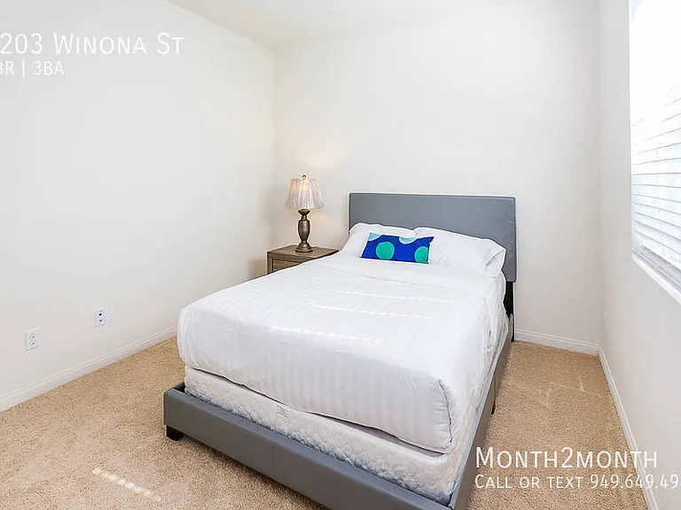 6203 Winona St — Photo 7