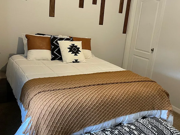 268 Weymouth Dr — Photo 10