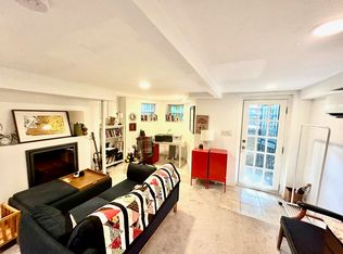 641 8th St NE #B, Washington, DC 20002