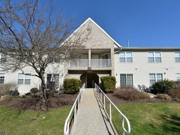 20 Parkside Ct, Wayne Twp., NJ 07470