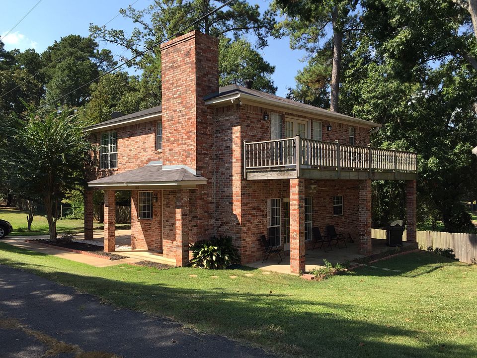 1st image of 1612 Top Bluff Ln