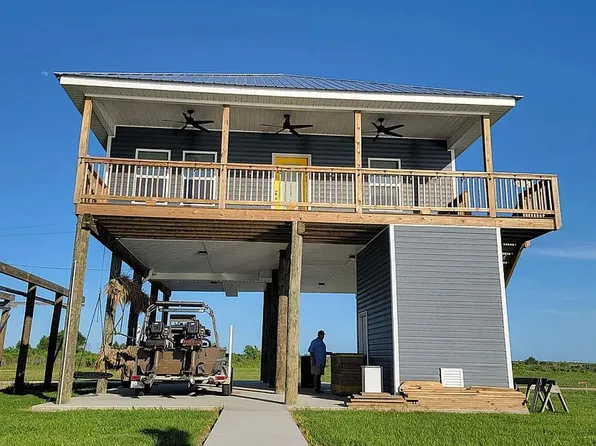 6320 Bayouside Dr, Chauvin, LA 70344