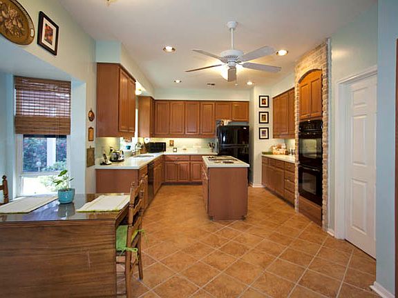 4th image of 7 Bryanston Ct