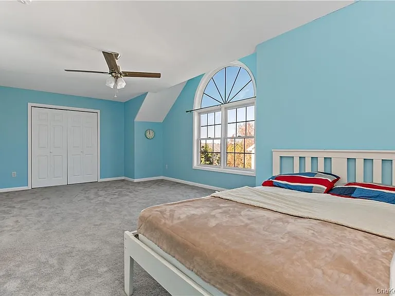 2301 Mohansic Ave — Photo 20