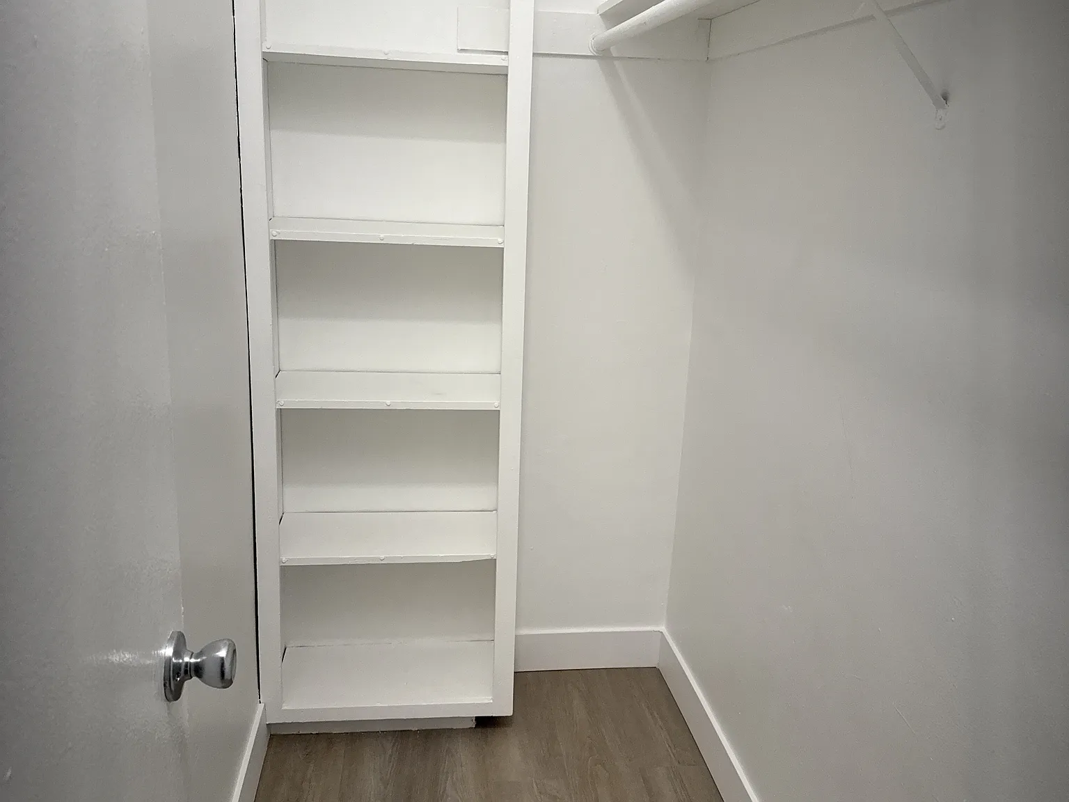 Studio, $1,100 — Photo 3