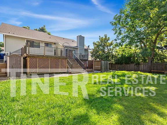 4th image of 8627 Blythe Ave