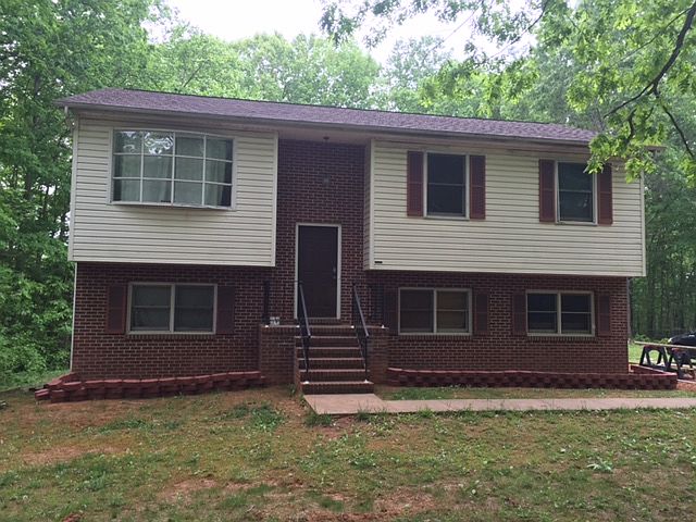 1st image of 11212 Piedmont Dr