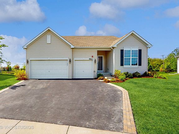 2nd image of 5841 Fairview Ln