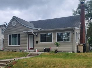 1324 Cedar St, South Bend, IN 46617