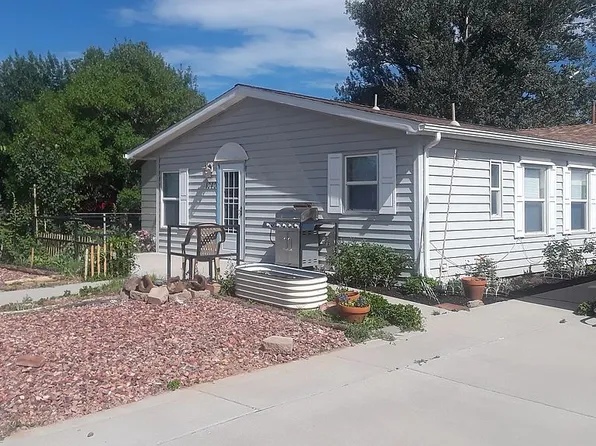1040 Richards St, Thermopolis, WY 82443