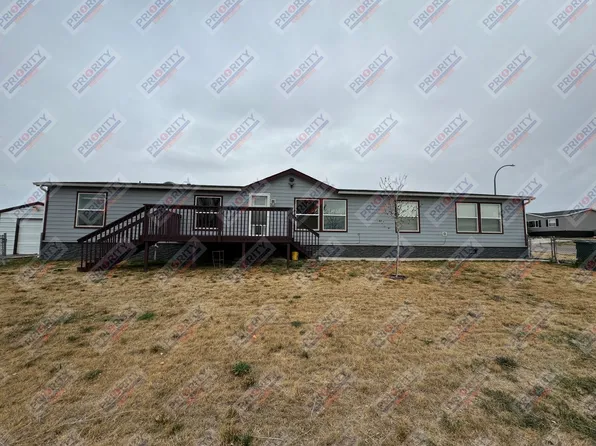 3814 Foothills Blvd, Gillette, WY 82716