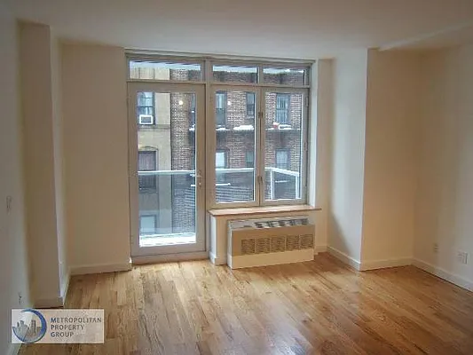 Rented by Metropolitan Property Group | media 14