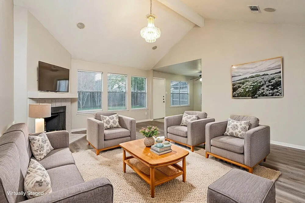 4 bed, 2.5 bath, 1685 sqft, $2,285 — Photo 4