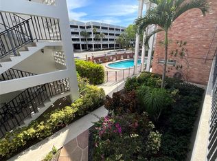 2424 NE 9th St APT 208, Fort Lauderdale, FL 33304