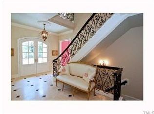 1324 Ridge Rd, Raleigh, NC 27607