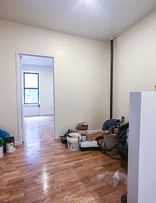 Rented by City Connections Realty | media 25