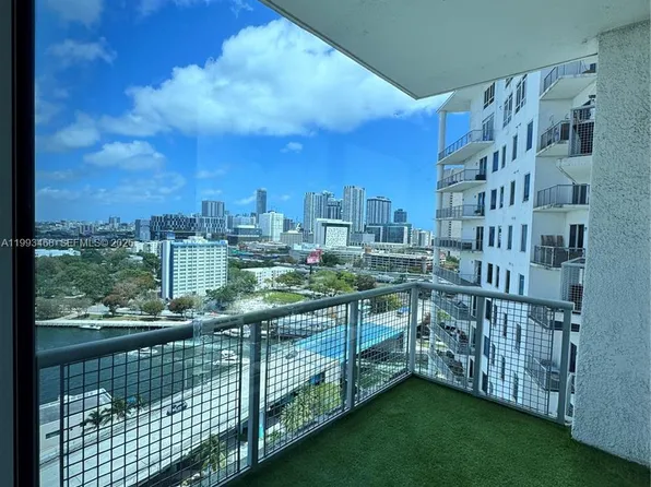 10 SW South River Dr, Miami, FL