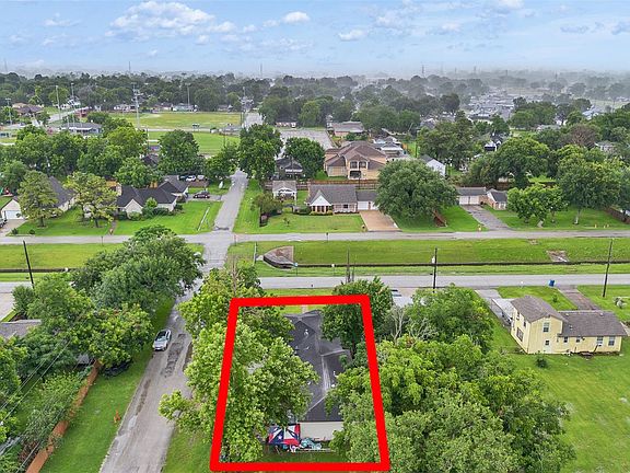 5th image of 815 Avenue G