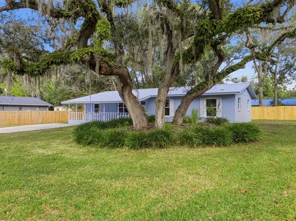 331 NE 2nd St, Williston, FL 32696