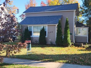 130 E Sycamore St, Wayland, MI 49348