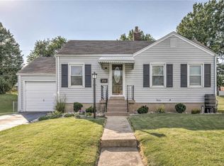3719 Colin Ct, Saint Ann, MO 63074