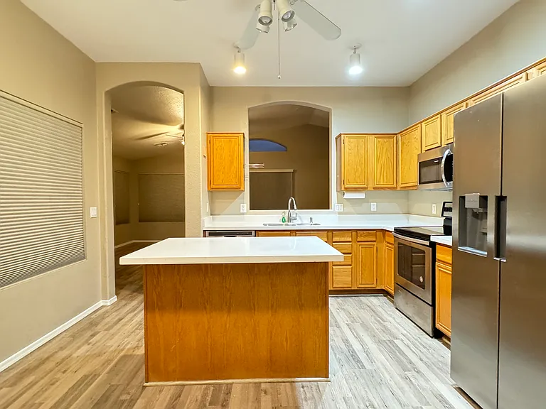 7443 W Via Del Sol Dr — Photo 10