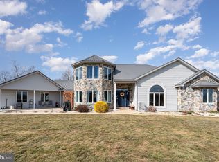 525 Mount Rock Rd, Newville, PA 17241