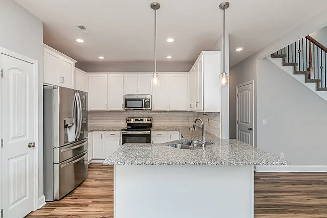 765 Buffalo Ford Dr — Photo 10