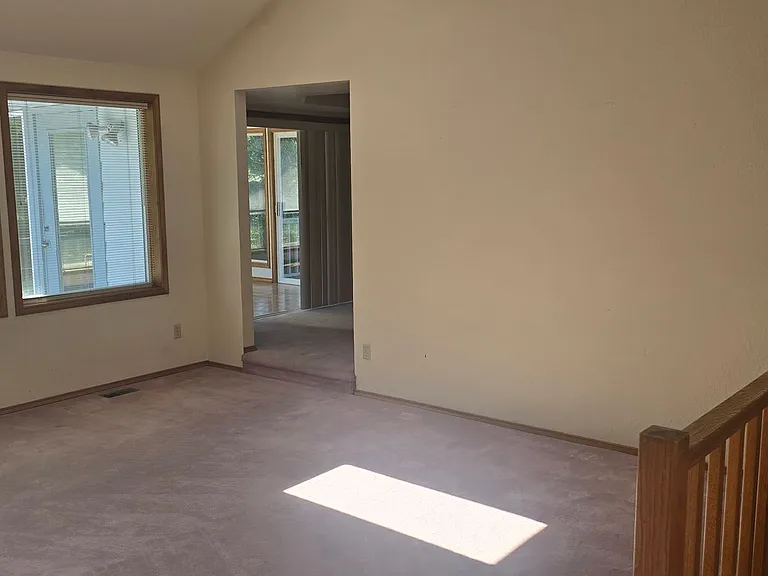 91 Brittany Ln — Photo 15