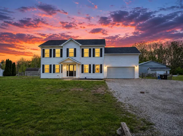 2831 Nadeau Rd, Monroe, MI 48162
