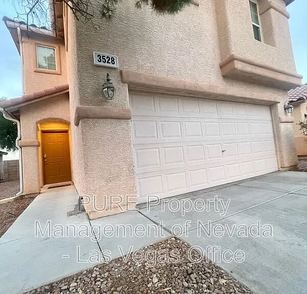 3528 Laguna Veneta Ave — Photo 2