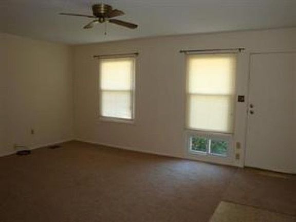 4th image of 1481 Bowman Dr