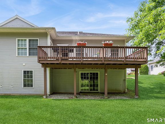 4th image of 111 Pondview Circle