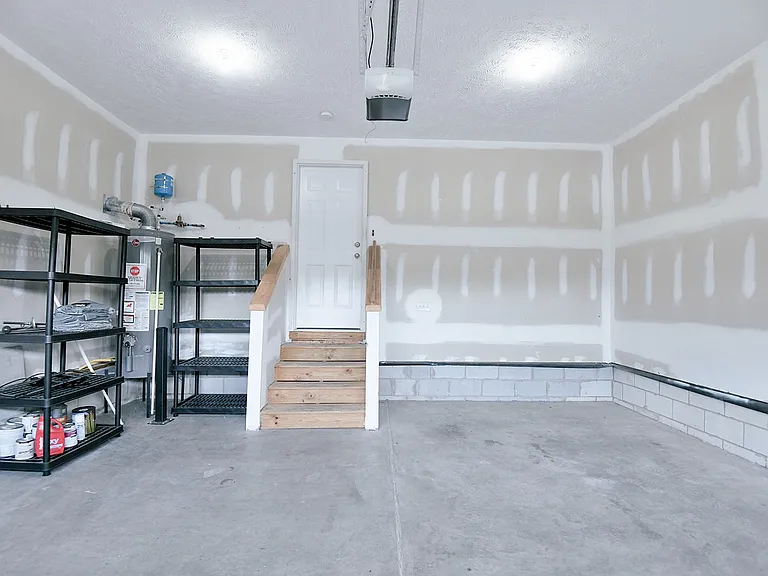 132 Tulip Grove Point — Photo 48