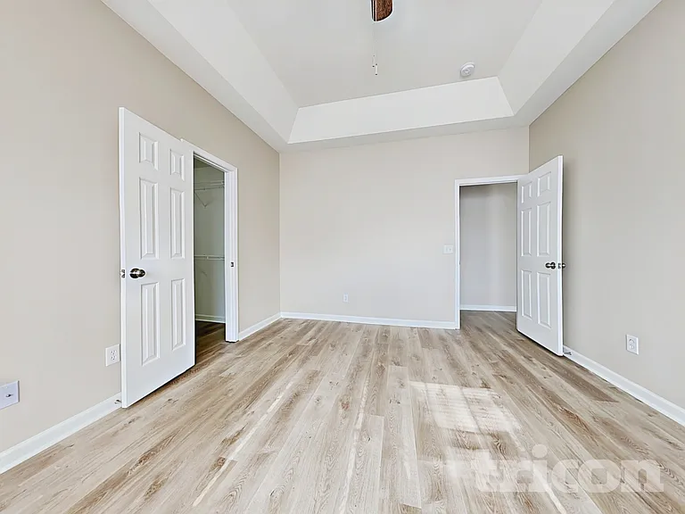 409 Baneberry Ln — Photo 8