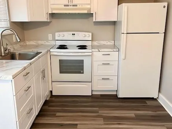 15605 E 13th Avenue, Aurora, CO 80011