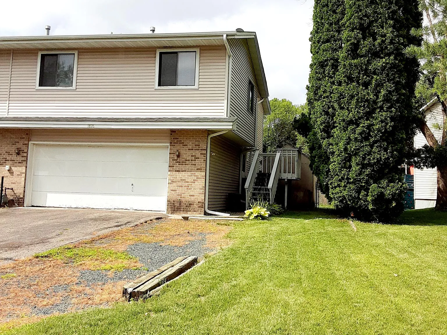 1876 Deer Hills Trl — Photo 1