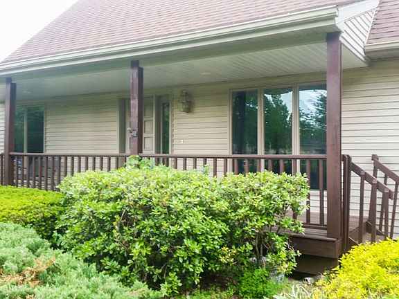 3rd image of 1416 Cedar River Dr