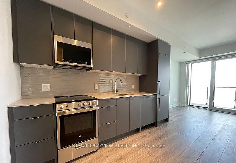 2 bed, $2,400 — Photo 2