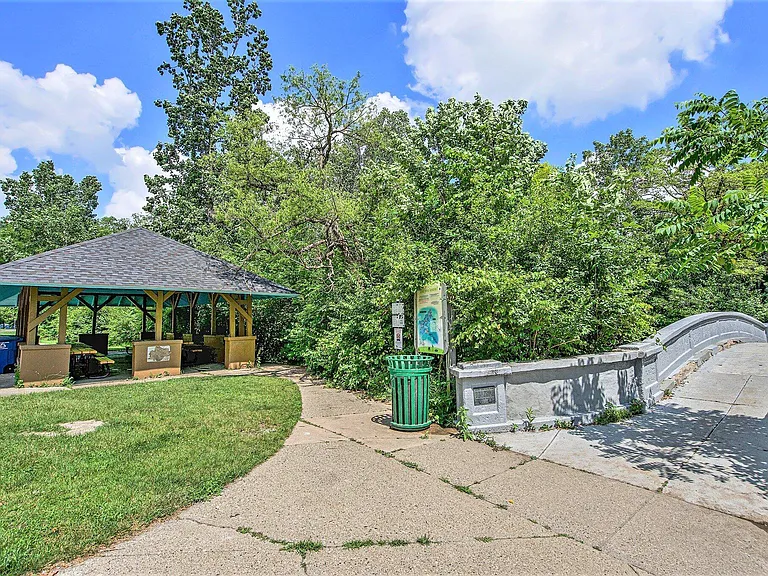 1249 Island Dr #101 — Photo 22