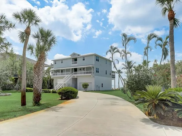 2424 BAY DRIVE #2424/2426, BRADENTON, FL 34207
