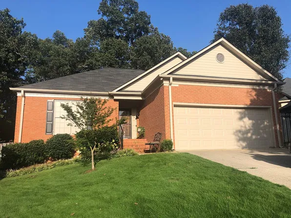 2305 Timber Ridge Cir, Birmingham, AL 35243